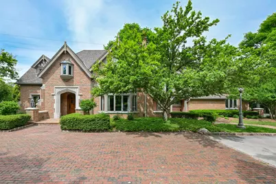 2005  Derrin Ln, Brookfield, WI 53045 - Photo 3
