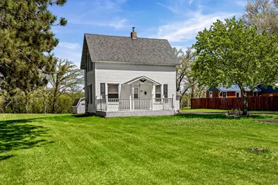 910 E Broadway St, Blair, WI 54616 - Photo 7