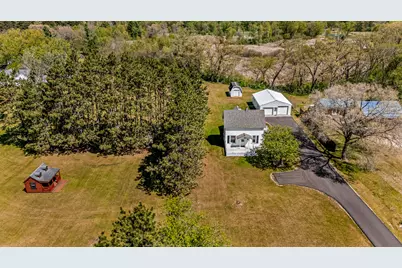 910 E Broadway St, Blair, WI 54616 - Photo 31