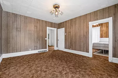 910 E Broadway St, Blair, WI 54616 - Photo 9