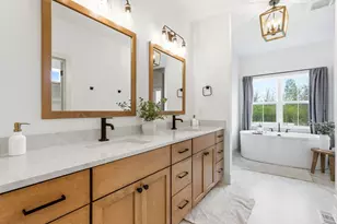 14141 N Lake Shore Dr, Mequon, WI 53097 - Photo 15