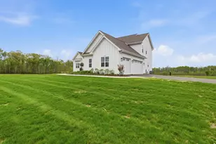 14141 N Lake Shore Dr, Mequon, WI 53097 - Photo 39