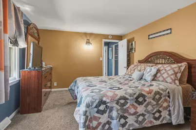 4916 N 56th St, Milwaukee, WI 53218 - Photo 11