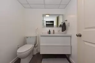 3658 S Sunset Dr, Milwaukee, WI 53220 - Photo 21