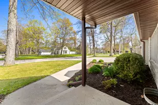 1140 Tanglewood Rd, Manitowoc, WI 54220 - Photo 45