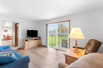 1334  Irving Cir, Manitowoc, WI 54220 - Photo 21