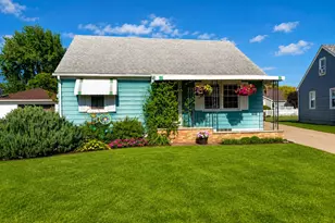 1907 22nd St, La Crosse, WI 54601 - Photo 1