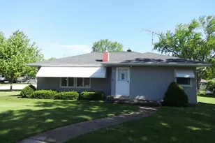 616 Rohda Dr, Racine, WI 53185 - Photo 3