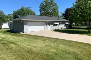 616 Rohda Dr, Racine, WI 53185 - Photo 1