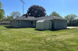 616 Rohda Dr, Racine, WI 53185 - Photo 25