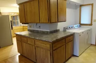 616 Rohda Dr, Racine, WI 53185 - Photo 9