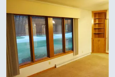 616  Rohda Dr, Racine, WI 53185 - Photo 15
