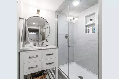 4635 N Wildwood Ave, Whitefish Bay, WI 53211 - Photo 43