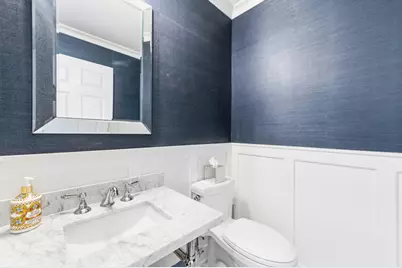 4635 N Wildwood Ave, Whitefish Bay, WI 53211 - Photo 21