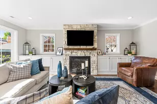 4635 N Wildwood Ave, Whitefish Bay, WI 53211 - Photo 19