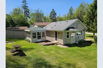 1023  Highland St, Twin Lakes, WI 53181 - Photo 3