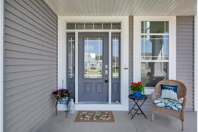 184  Winterberry Ln, Grafton, WI 53024 - Photo 3