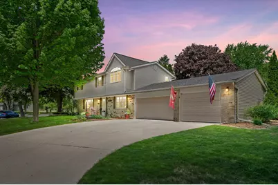 N93W6240  Arbor Dr, Cedarburg, WI 53012 - Photo 1