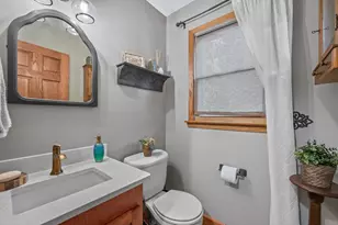 N93W6240 Arbor Dr, Cedarburg, WI 53012 - Photo 17