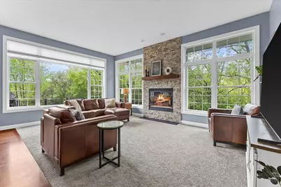 8225  Virginia Cir, Racine, WI 53185 - Photo 9