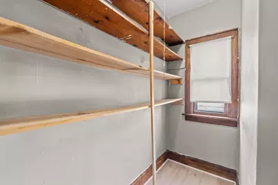 2964 S 11th St, Milwaukee, WI 53215 - Photo 13