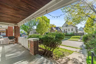 2964 S 11th St, Milwaukee, WI 53215 - Photo 3