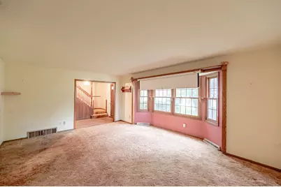 S71W17273  Pleasant View Dr, Muskego, WI 53150 - Photo 3