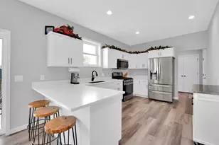 717 Drumlin Cv, Kewaskum, WI 53040 - Photo 9