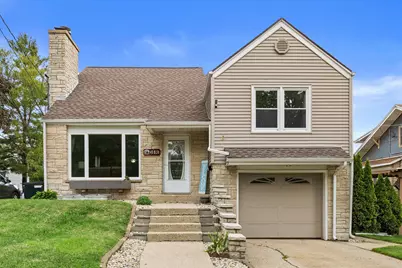 613  Parish St, Delavan, WI 53115 - Photo 5