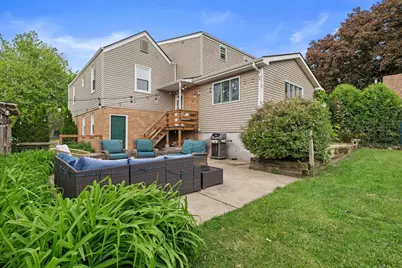613  Parish St, Delavan, WI 53115 - Photo 3