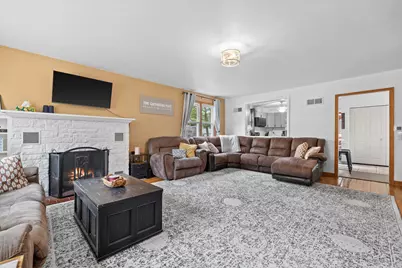 613  Parish St, Delavan, WI 53115 - Photo 15