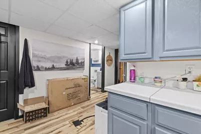 613  Parish St, Delavan, WI 53115 - Photo 35