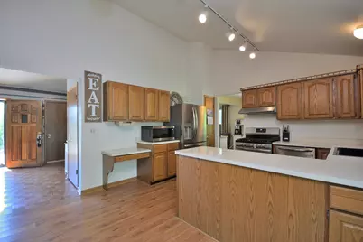 N97W16844  Chippewa Dr, Germantown, WI 53022 - Photo 9