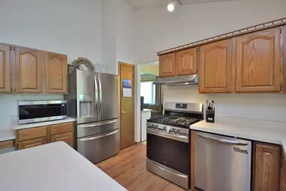 N97W16844  Chippewa Dr, Germantown, WI 53022 - Photo 7