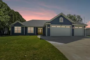 759 Kathryn Ct, Watertown, WI 53098 - Photo 57