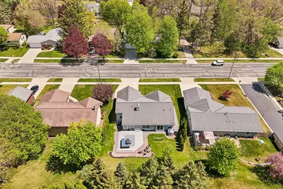 1202  Green Tree Rd, West Bend, WI 53090 - Photo 33