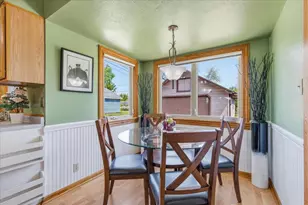 N89W15140 Jefferson Ave, Menomonee Falls, WI 53051 - Photo 7