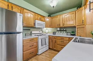 N89W15140 Jefferson Ave, Menomonee Falls, WI 53051 - Photo 5