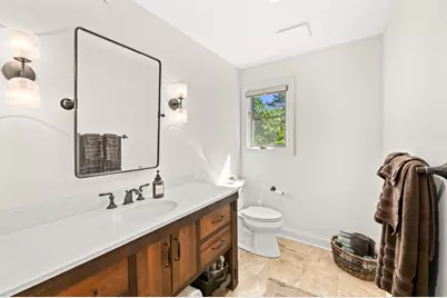 345 N Elm Grove Rd #B, Brookfield, WI 53005 - Photo 31