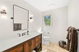 345 N Elm Grove Rd, Brookfield, WI 53005 - Photo 31