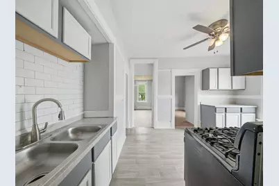 2911 N 6th St, Milwaukee, WI 53212 - Photo 15