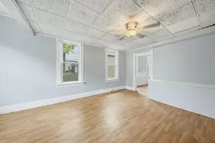 2911 N 6th St, Milwaukee, WI 53212 - Photo 13