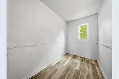 2911 N 6th St, Milwaukee, WI 53212 - Photo 11