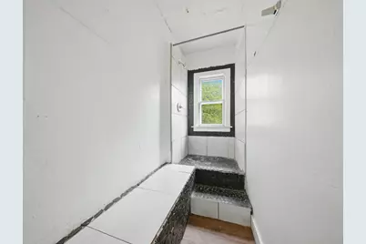 2911 N 6th St, Milwaukee, WI 53212 - Photo 23