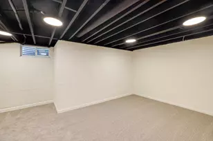 1531 W Edgerton Ave, Milwaukee, WI 53221 - Photo 13