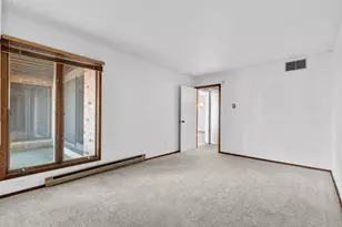 3838 N Oakland Ave, Shorewood, WI 53211 - Photo 23