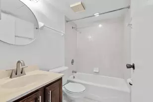 3838 N Oakland Ave, Shorewood, WI 53211 - Photo 17