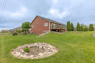 827 Barson Ct, Onalaska, WI 54650 - Photo 51