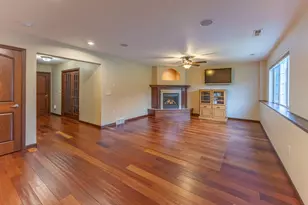 827 Barson Ct, Onalaska, WI 54650 - Photo 29