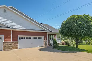 827 Barson Ct, Onalaska, WI 54650 - Photo 57